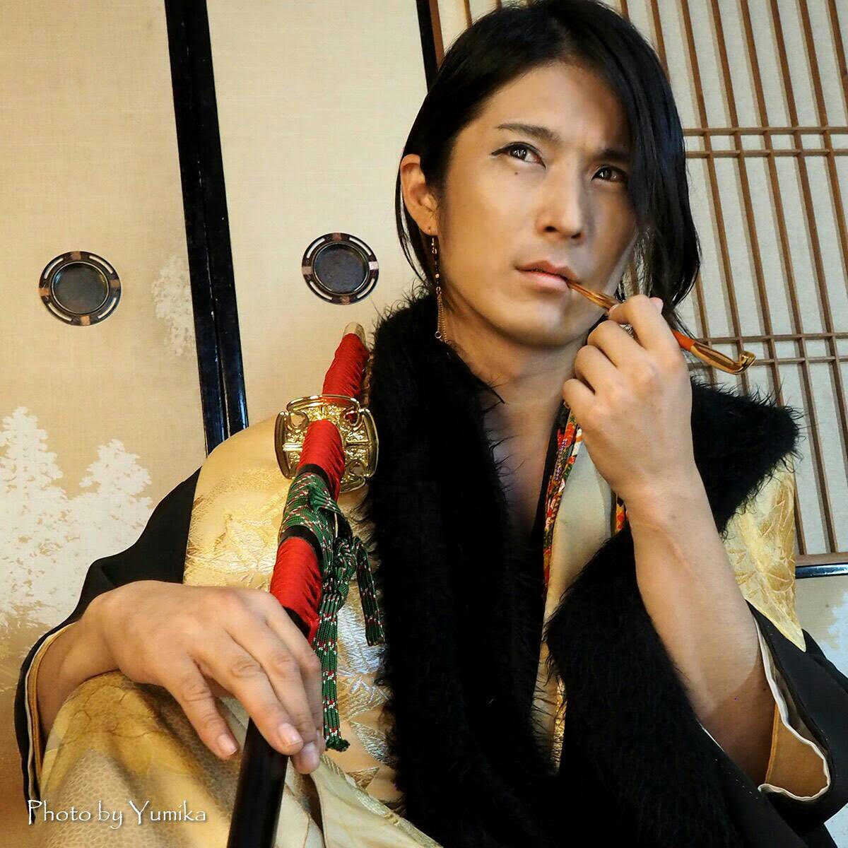 Hiroaki Kameyama, Tate — Director, Karasu